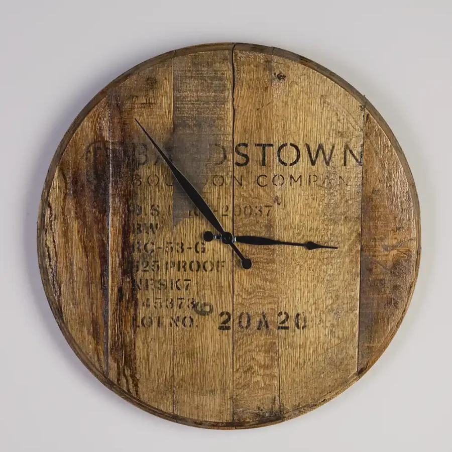 Barrel head clock with hour and minute hand